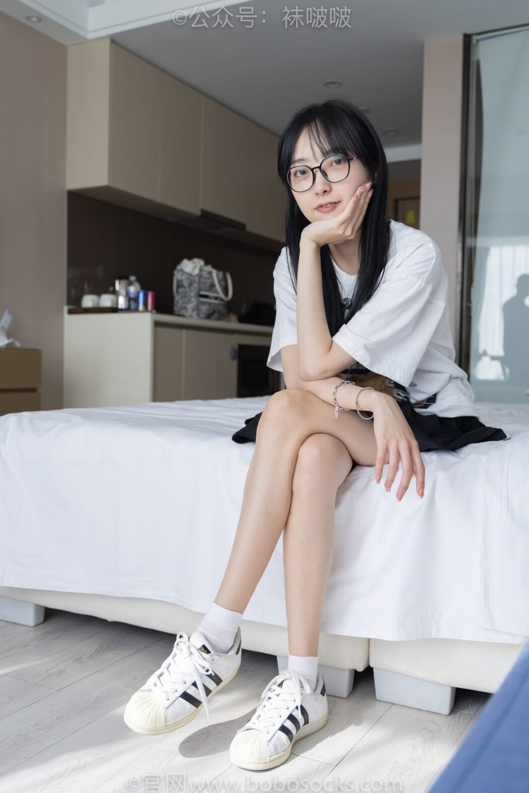 BoBoSocks袜啵啵 NO.033 Zhi Yu