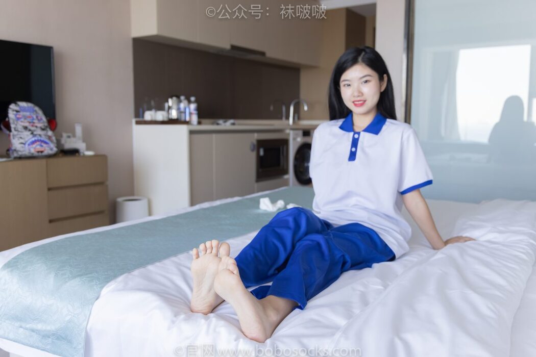 BoBoSocks袜啵啵 NO.039 Xiao Nai Xiong