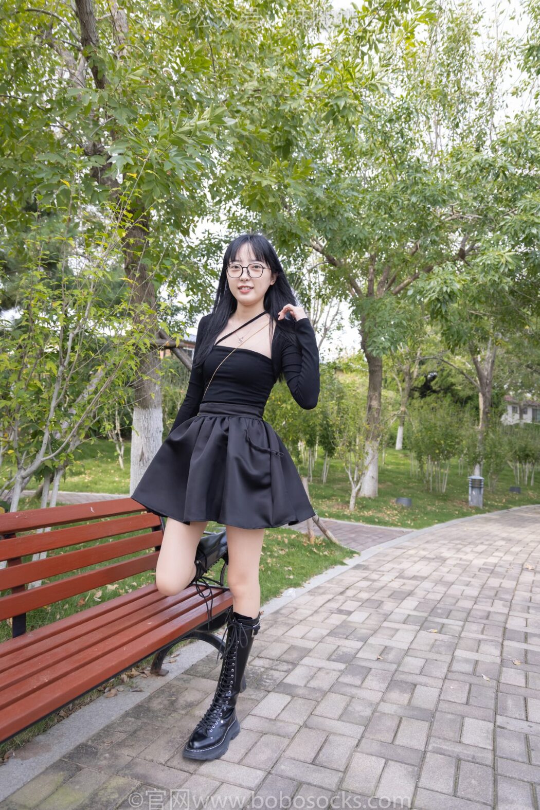 BoBoSocks袜啵啵 NO.040 Zhi Yu