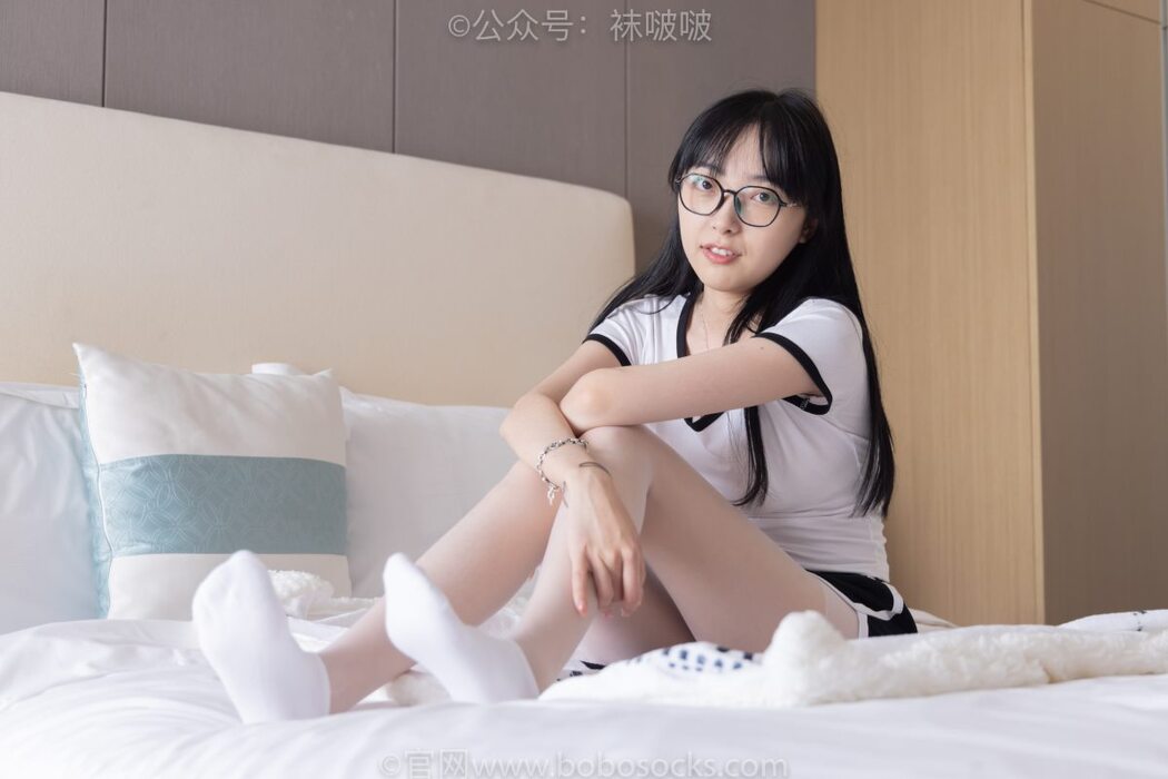 BoBoSocks袜啵啵 NO.037 Zhi Yu