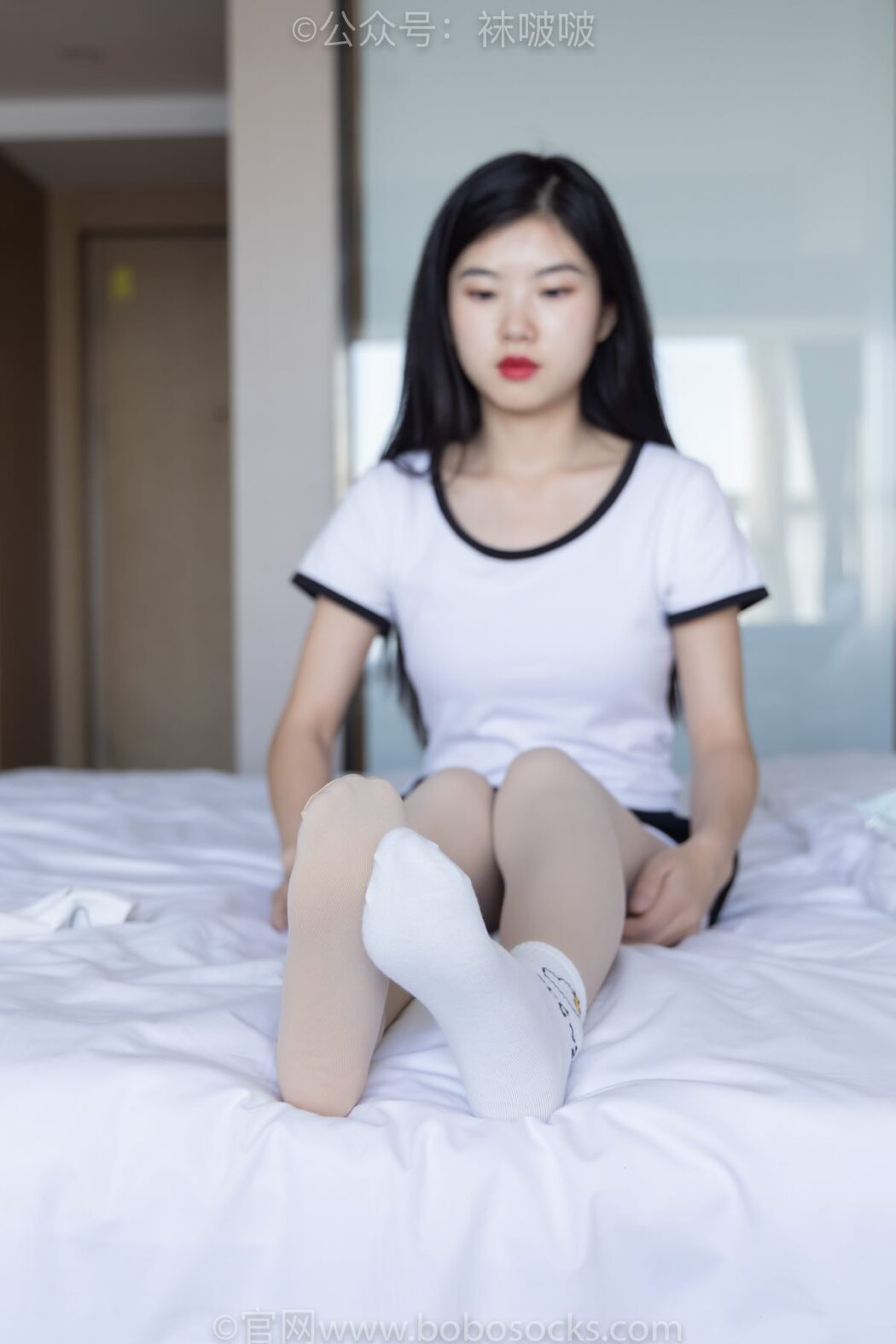 BoBoSocks袜啵啵 NO.031 Xiao Nai Xiong