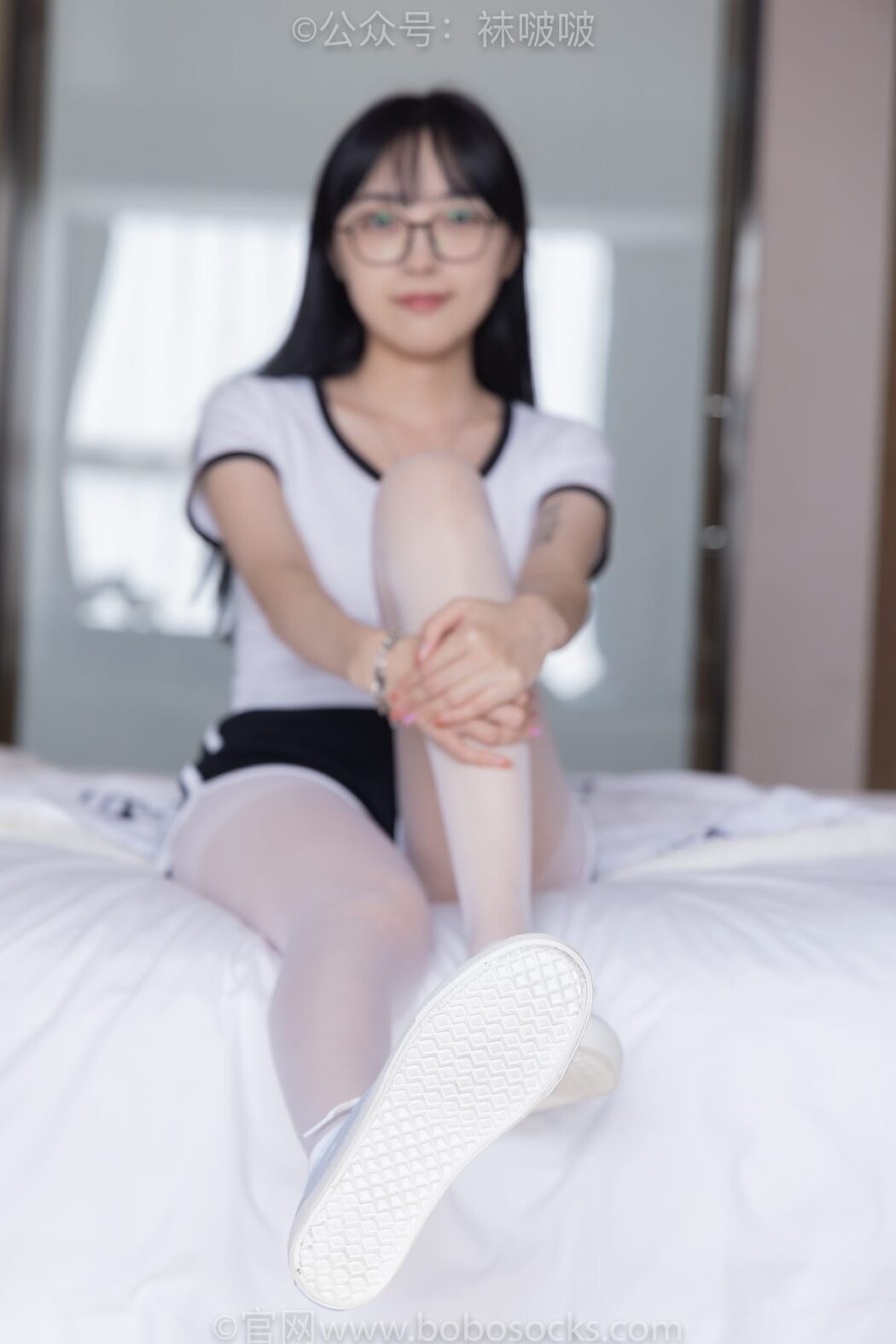 BoBoSocks袜啵啵 NO.037 Zhi Yu