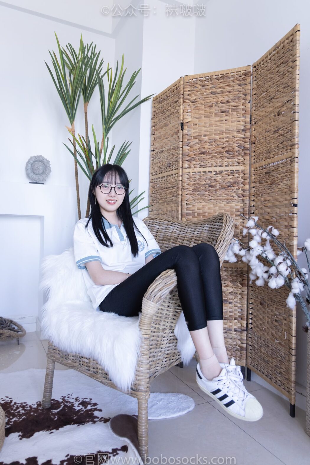 BoBoSocks袜啵啵 NO.044 Zhi Yu