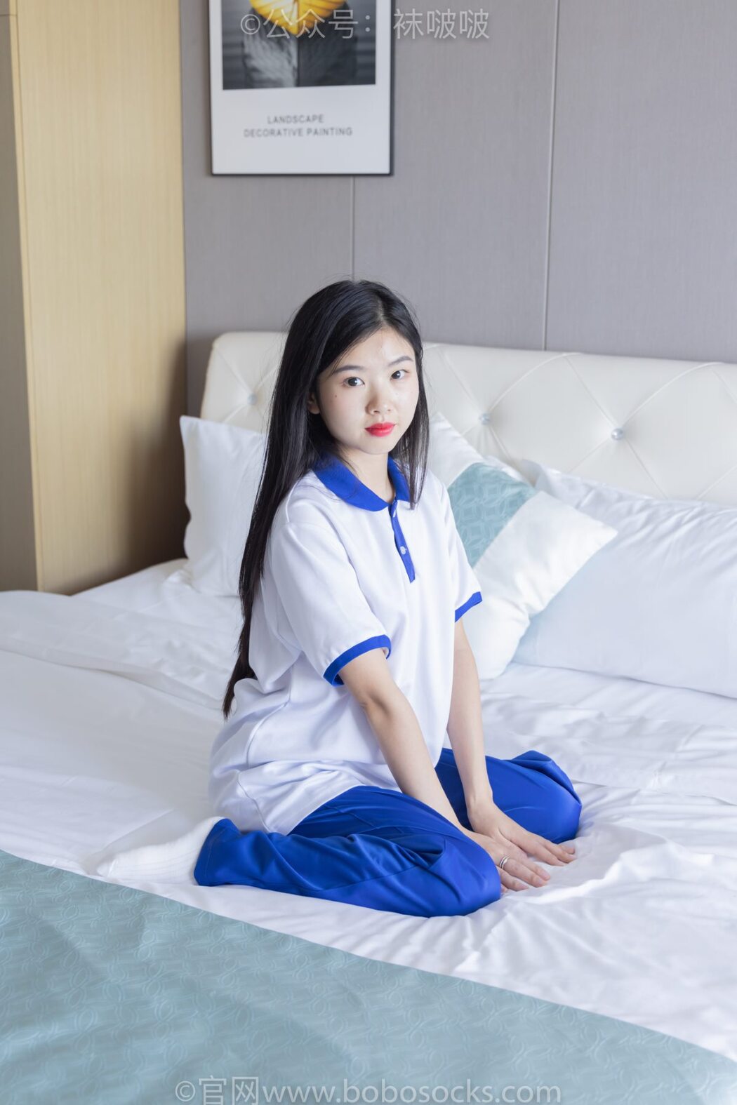 BoBoSocks袜啵啵 NO.039 Xiao Nai Xiong