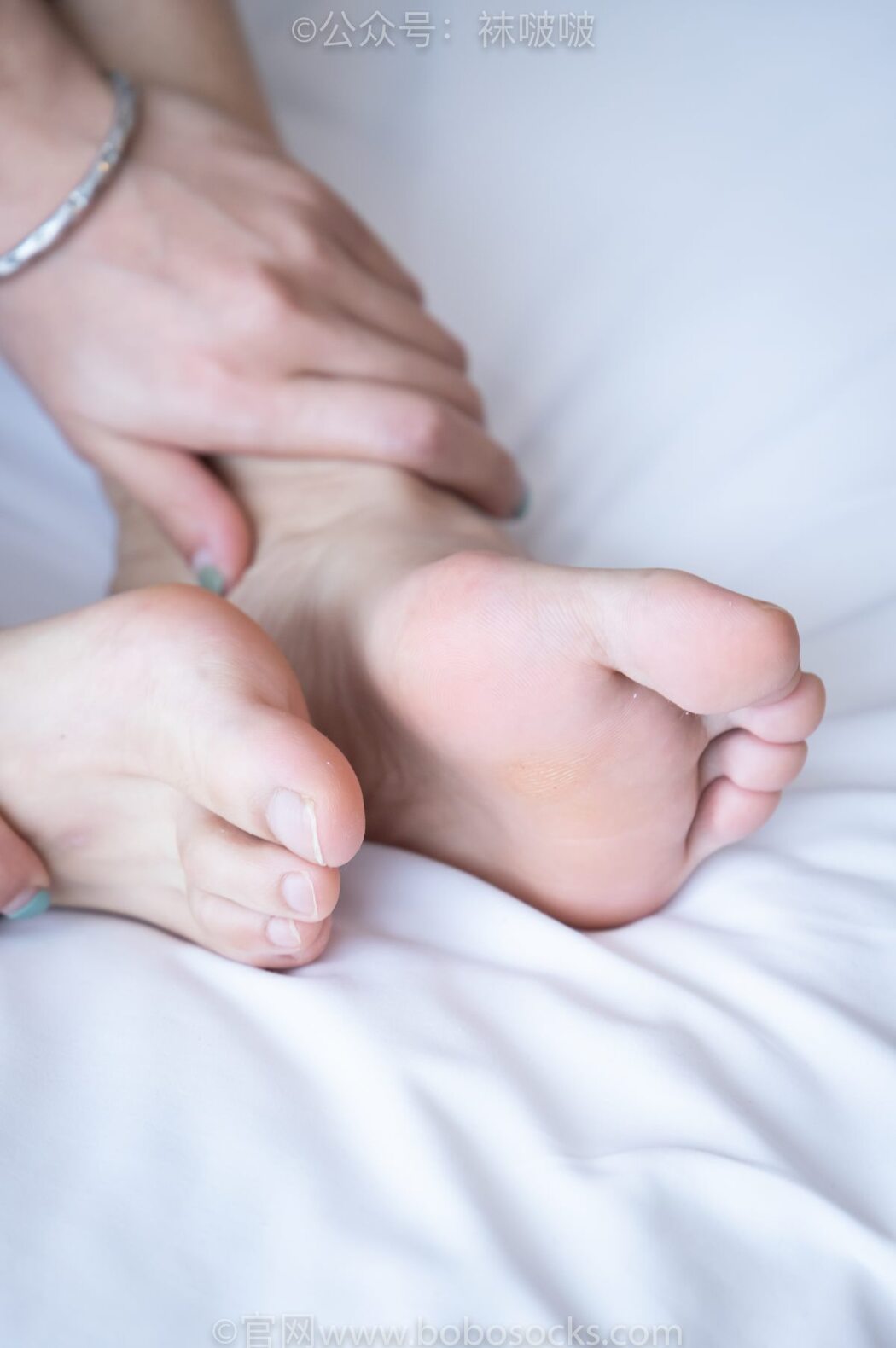 BoBoSocks袜啵啵 NO.024 Han Han