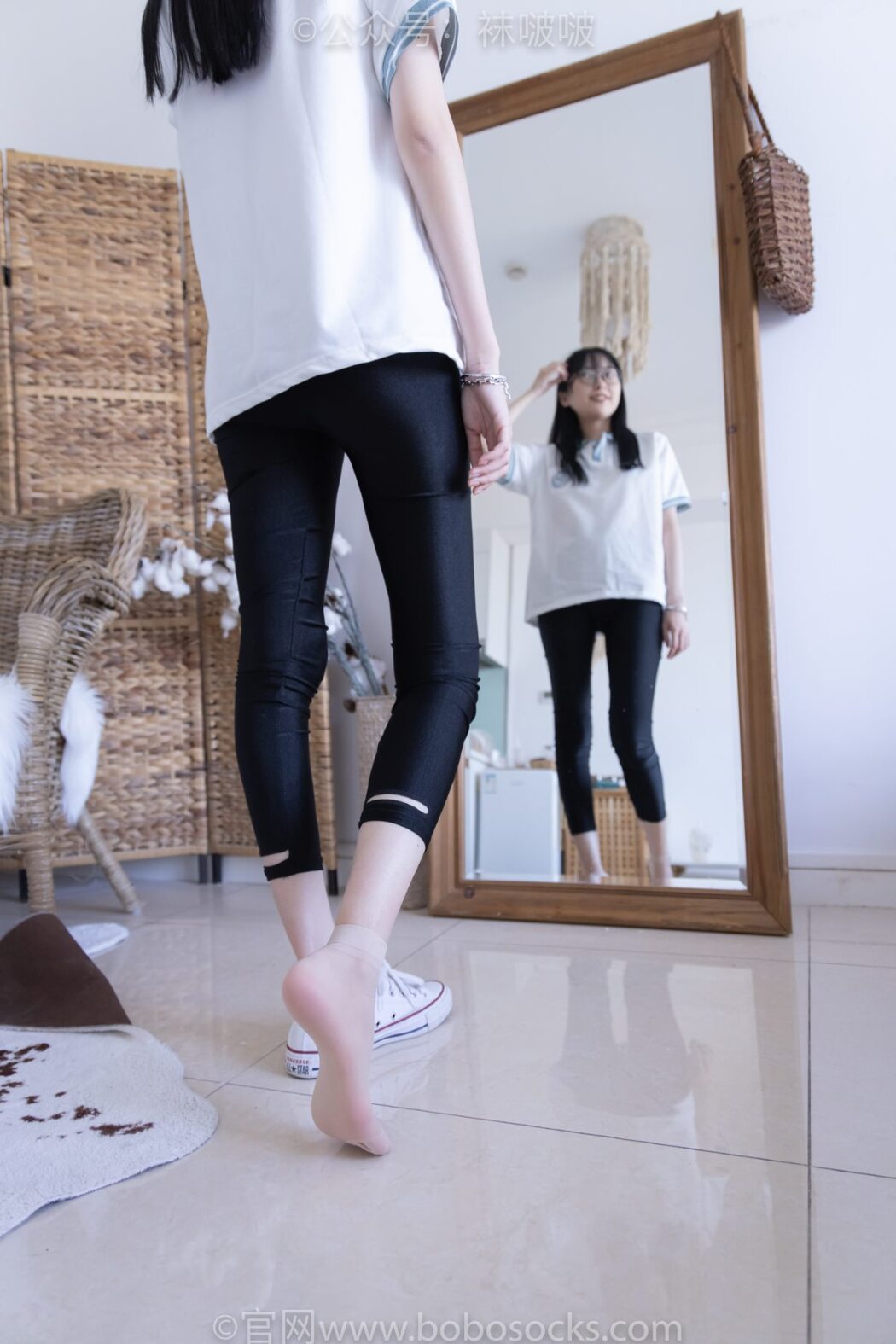 BoBoSocks袜啵啵 NO.044 Zhi Yu