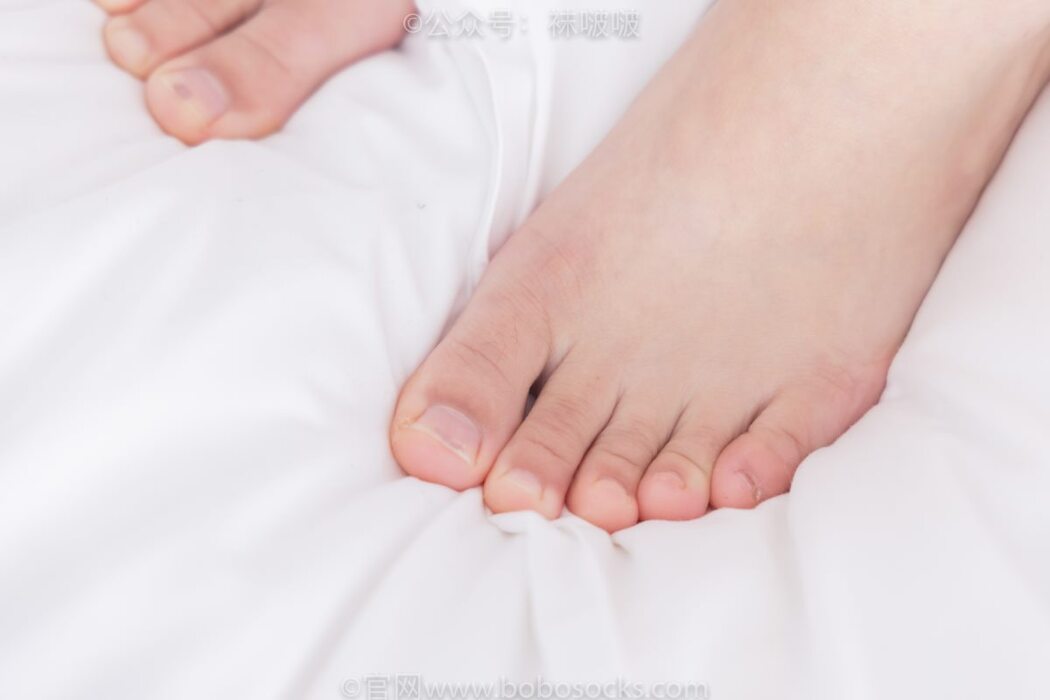 BoBoSocks袜啵啵 NO.036 Bo Luo