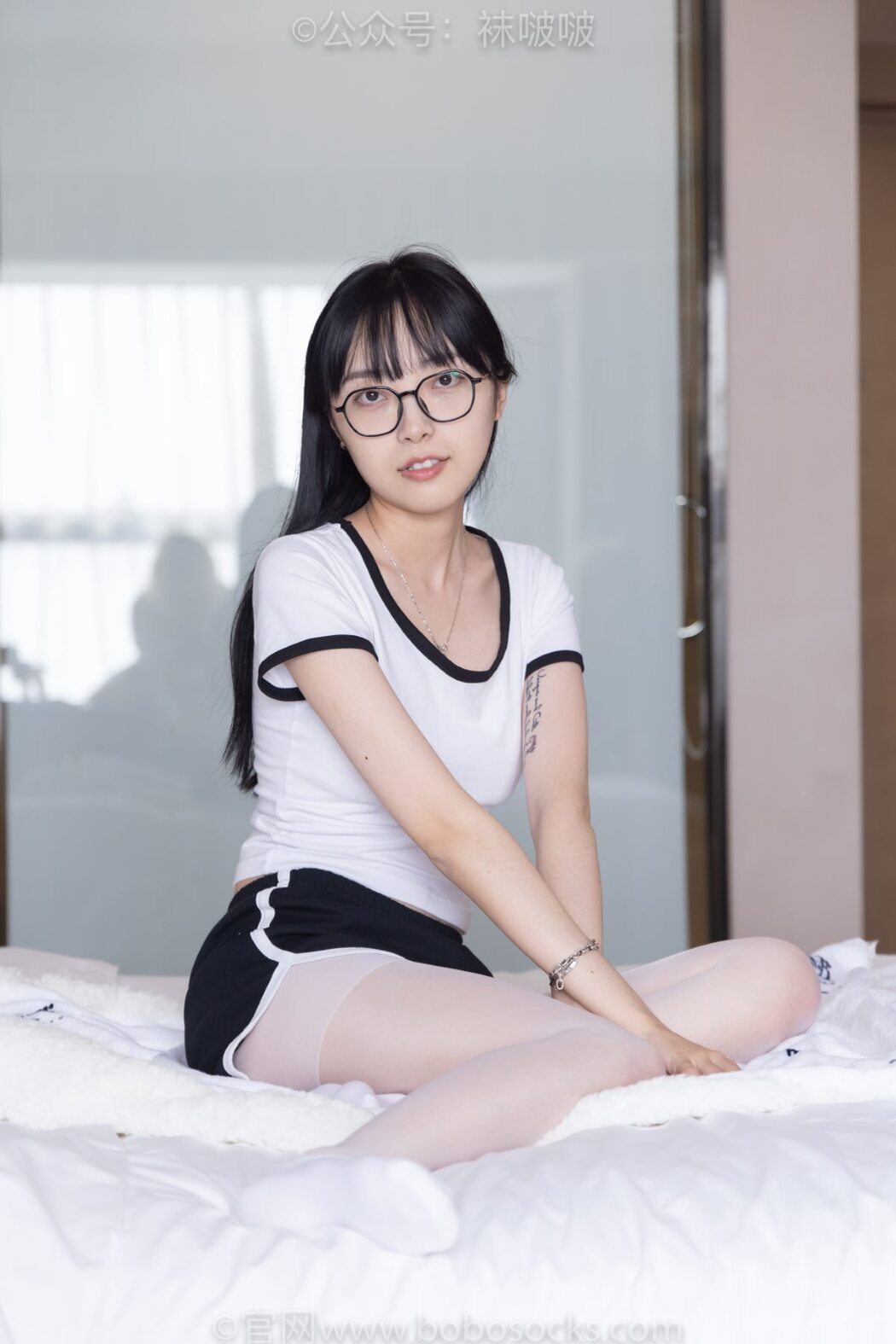 BoBoSocks袜啵啵 NO.037 Zhi Yu