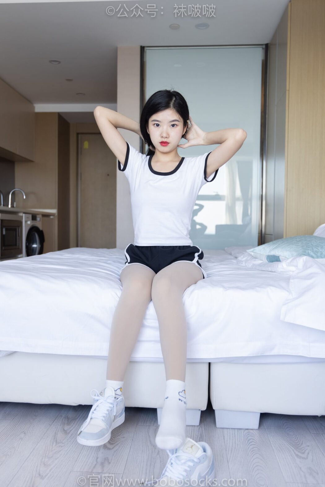 BoBoSocks袜啵啵 NO.031 Xiao Nai Xiong