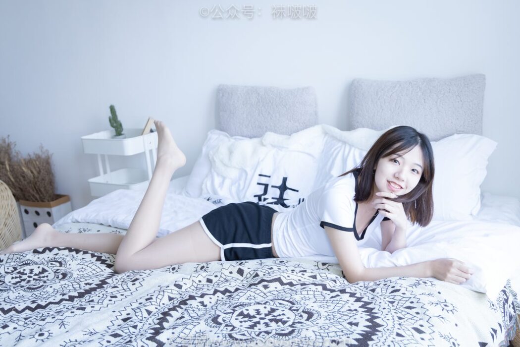 BoBoSocks袜啵啵 NO.026 Xiao Tian Dou