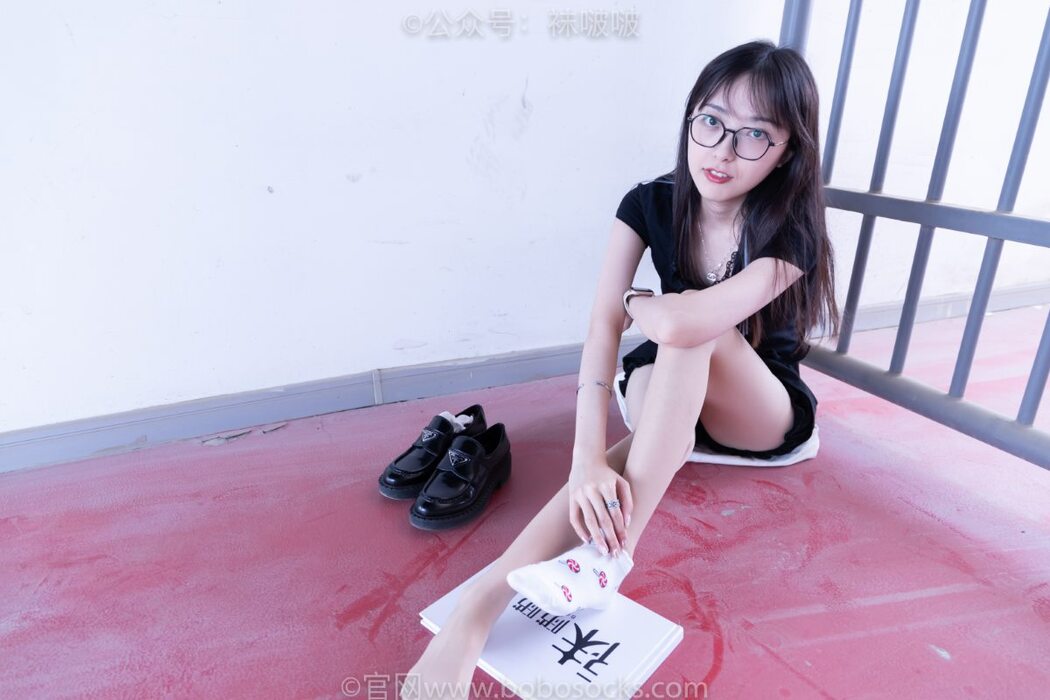 BoBoSocks袜啵啵 NO.030 Zhi Yu