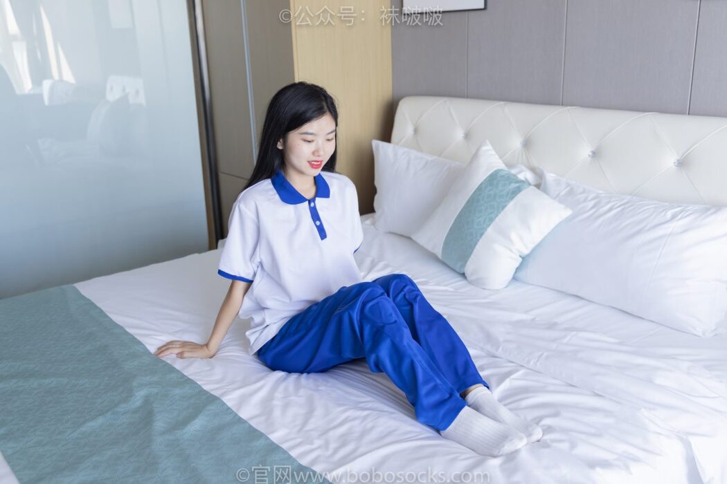 BoBoSocks袜啵啵 NO.039 Xiao Nai Xiong