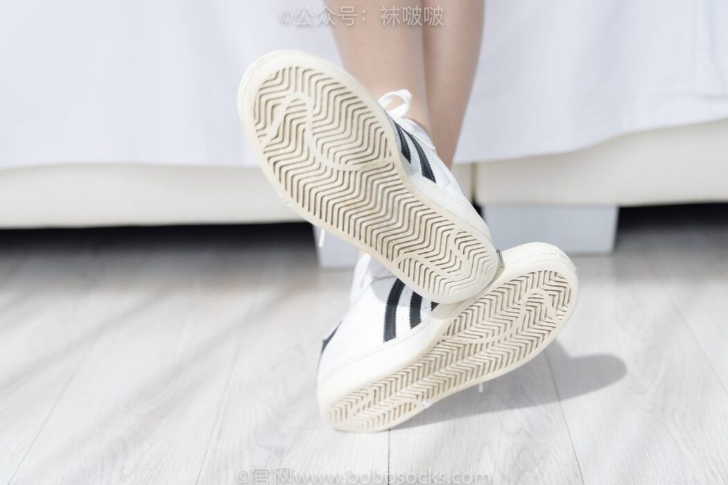 BoBoSocks袜啵啵 NO.033 Zhi Yu