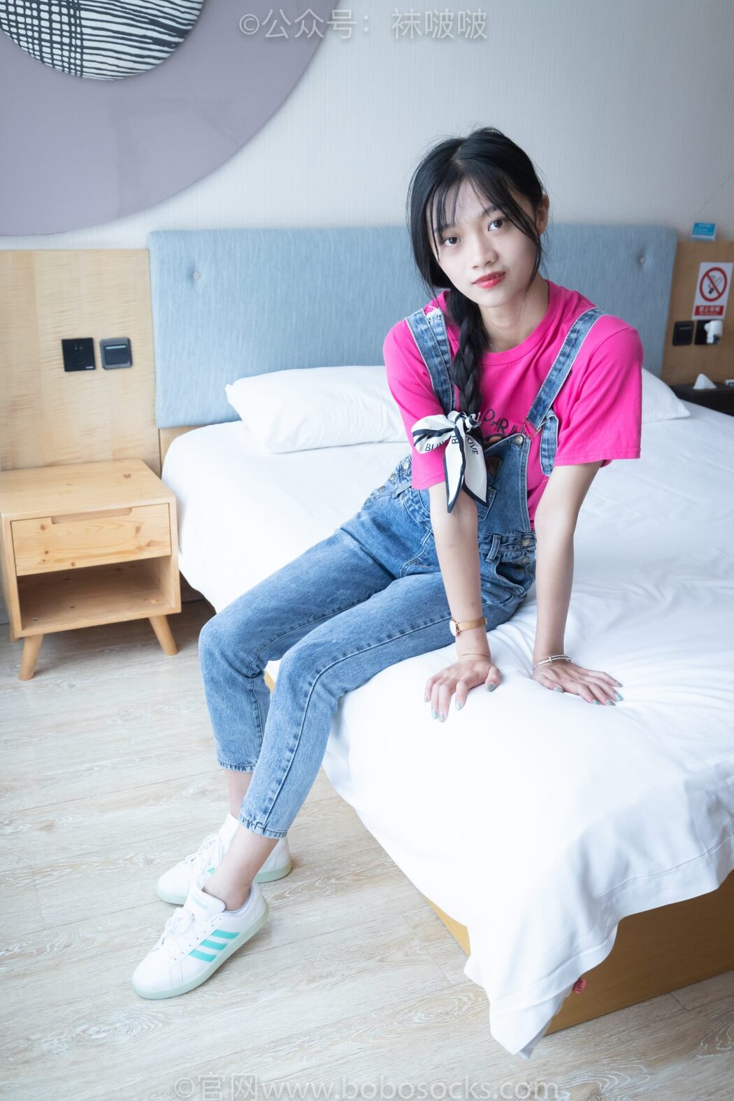 BoBoSocks袜啵啵 NO.024 Han Han