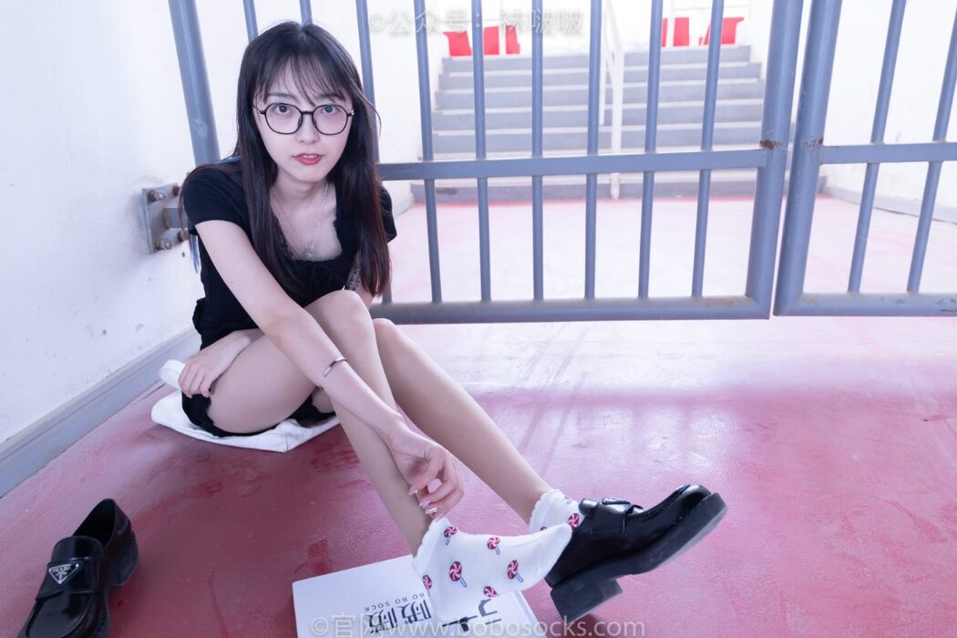 BoBoSocks袜啵啵 NO.030 Zhi Yu