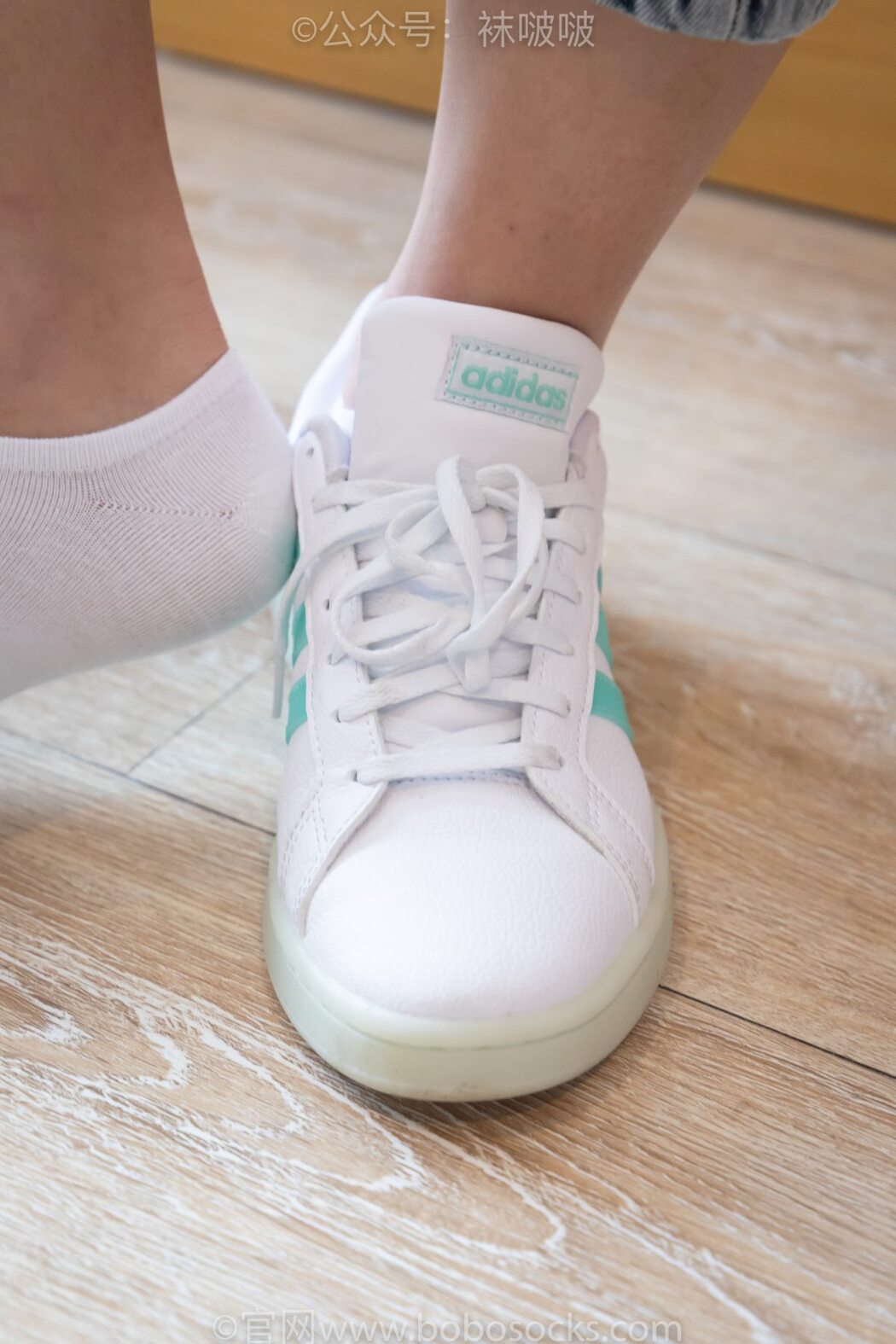 BoBoSocks袜啵啵 NO.024 Han Han