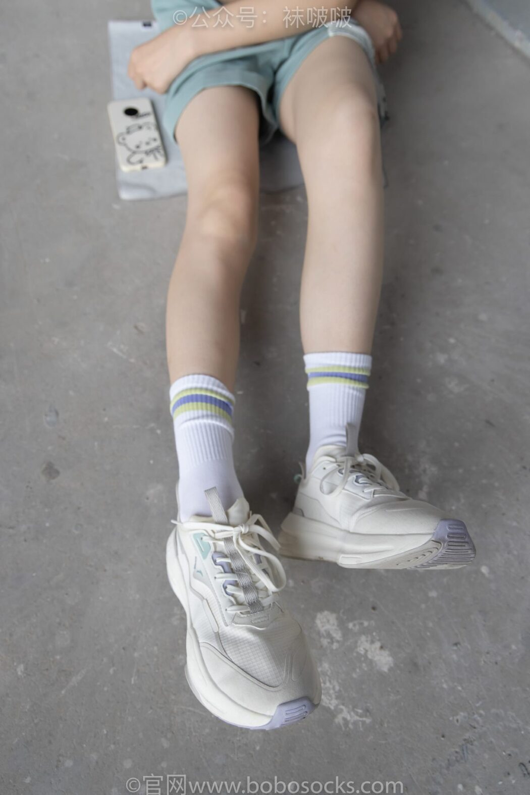 BoBoSocks袜啵啵 NO.025 Xiong Xiong