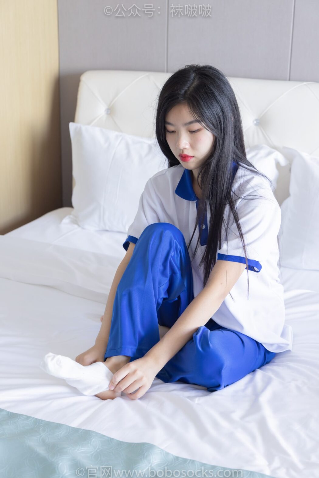 BoBoSocks袜啵啵 NO.039 Xiao Nai Xiong