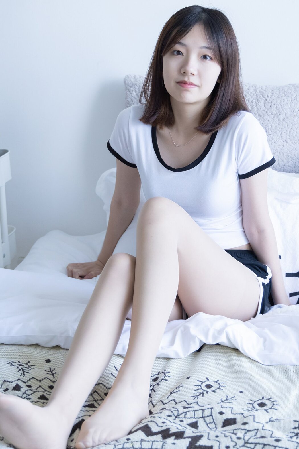 BoBoSocks袜啵啵 NO.026 Xiao Tian Dou Cover Photo