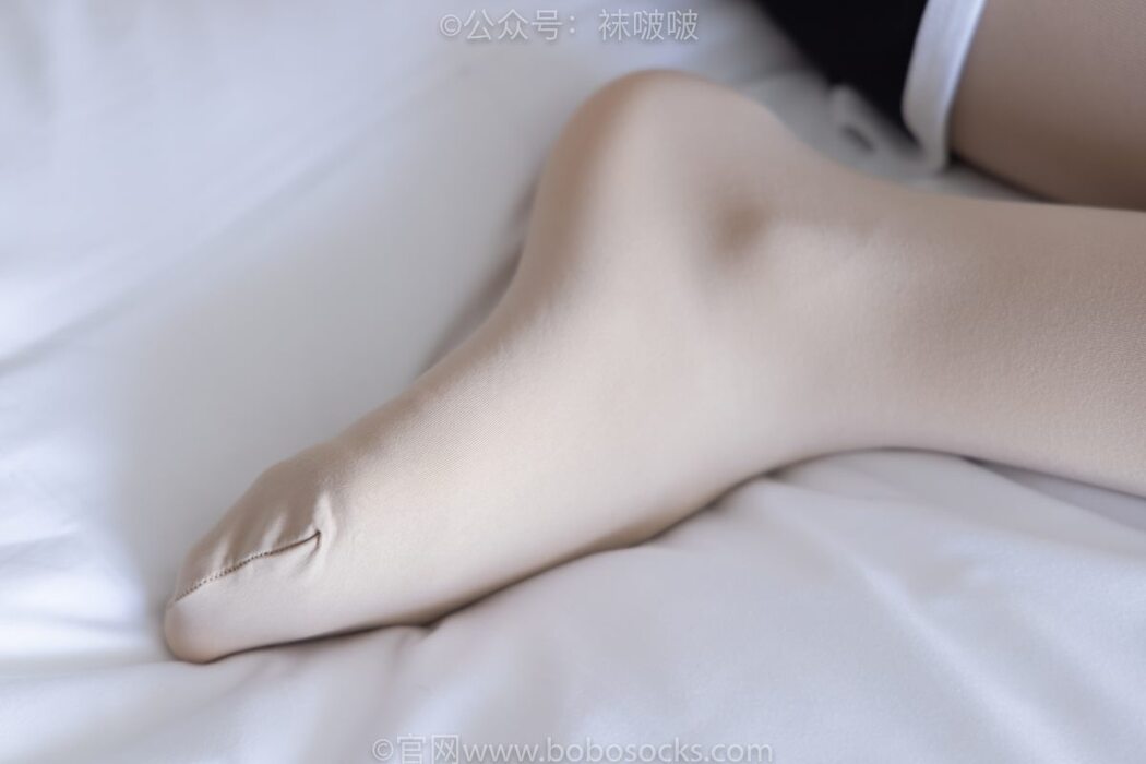 BoBoSocks袜啵啵 NO.031 Xiao Nai Xiong