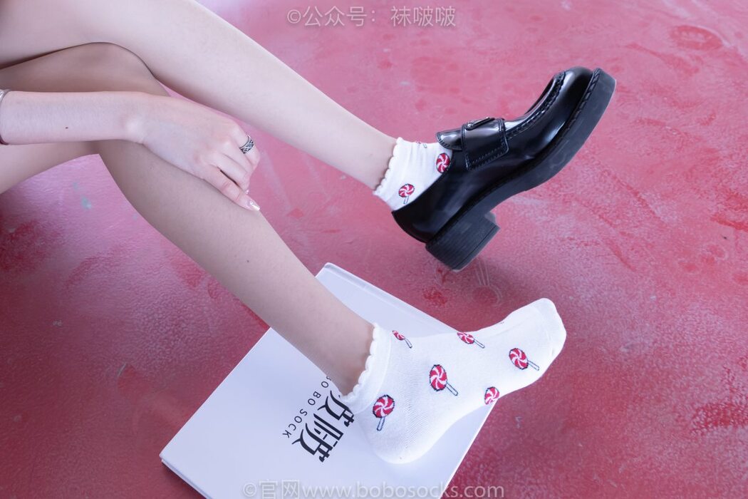 BoBoSocks袜啵啵 NO.030 Zhi Yu