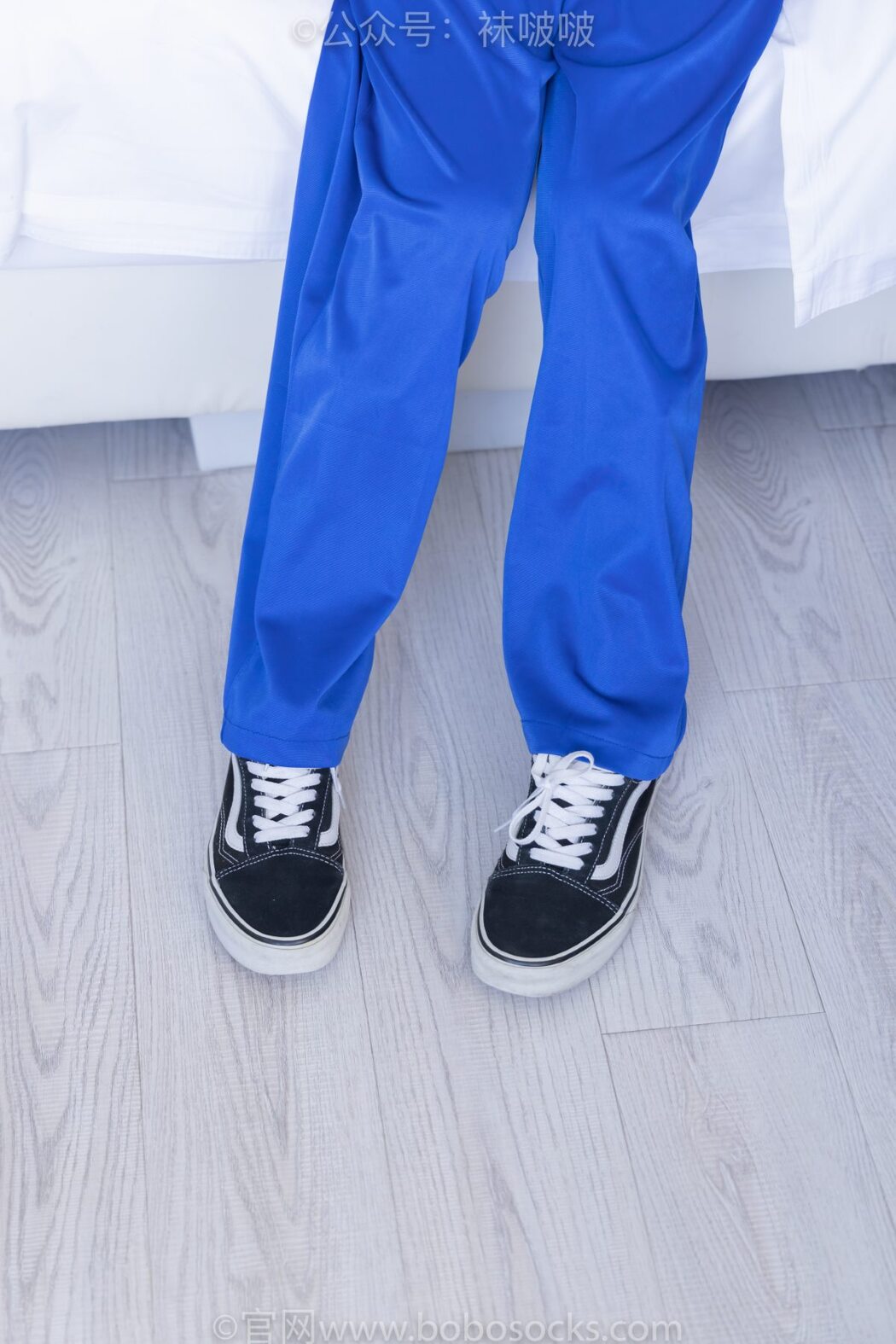 BoBoSocks袜啵啵 NO.039 Xiao Nai Xiong