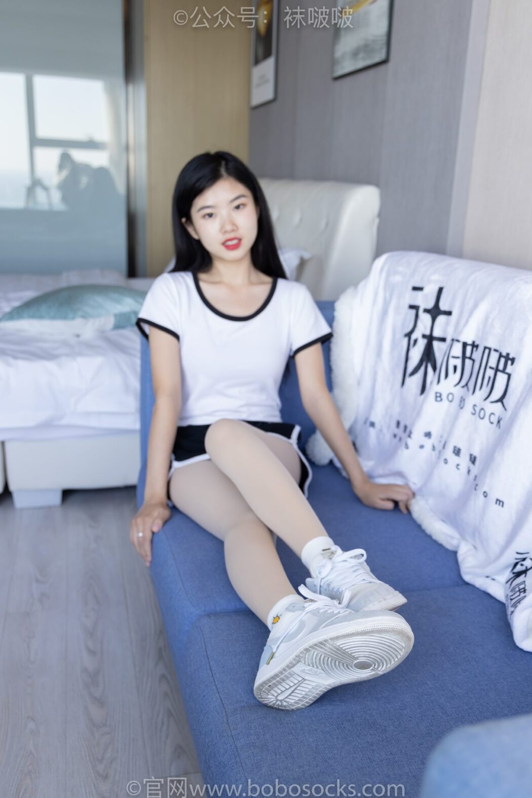 BoBoSocks袜啵啵 NO.031 Xiao Nai Xiong