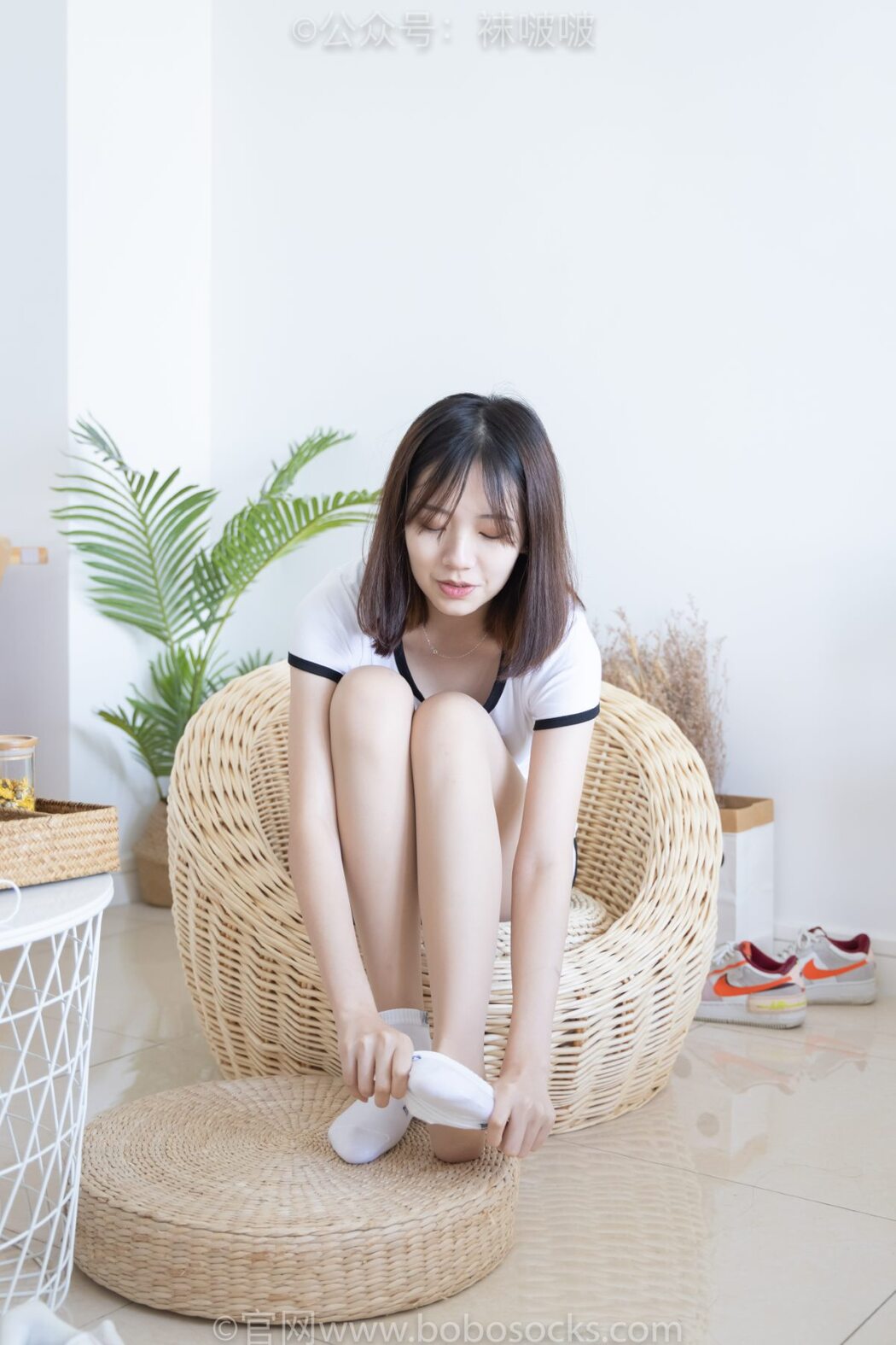 BoBoSocks袜啵啵 NO.026 Xiao Tian Dou