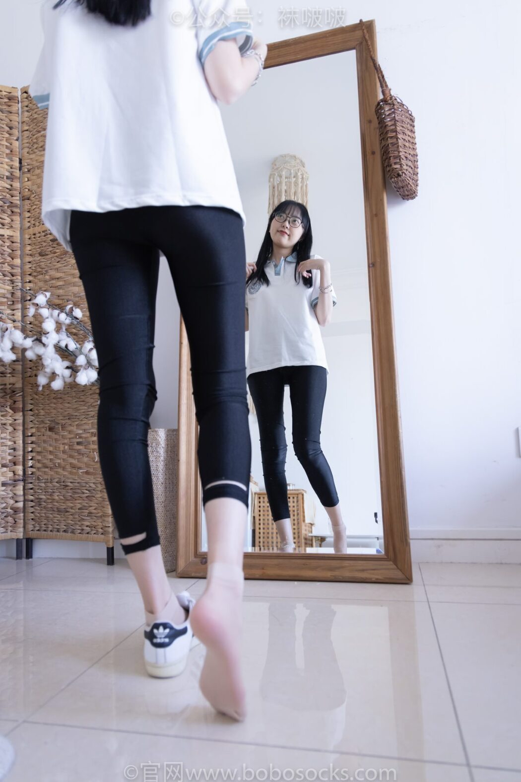 BoBoSocks袜啵啵 NO.044 Zhi Yu