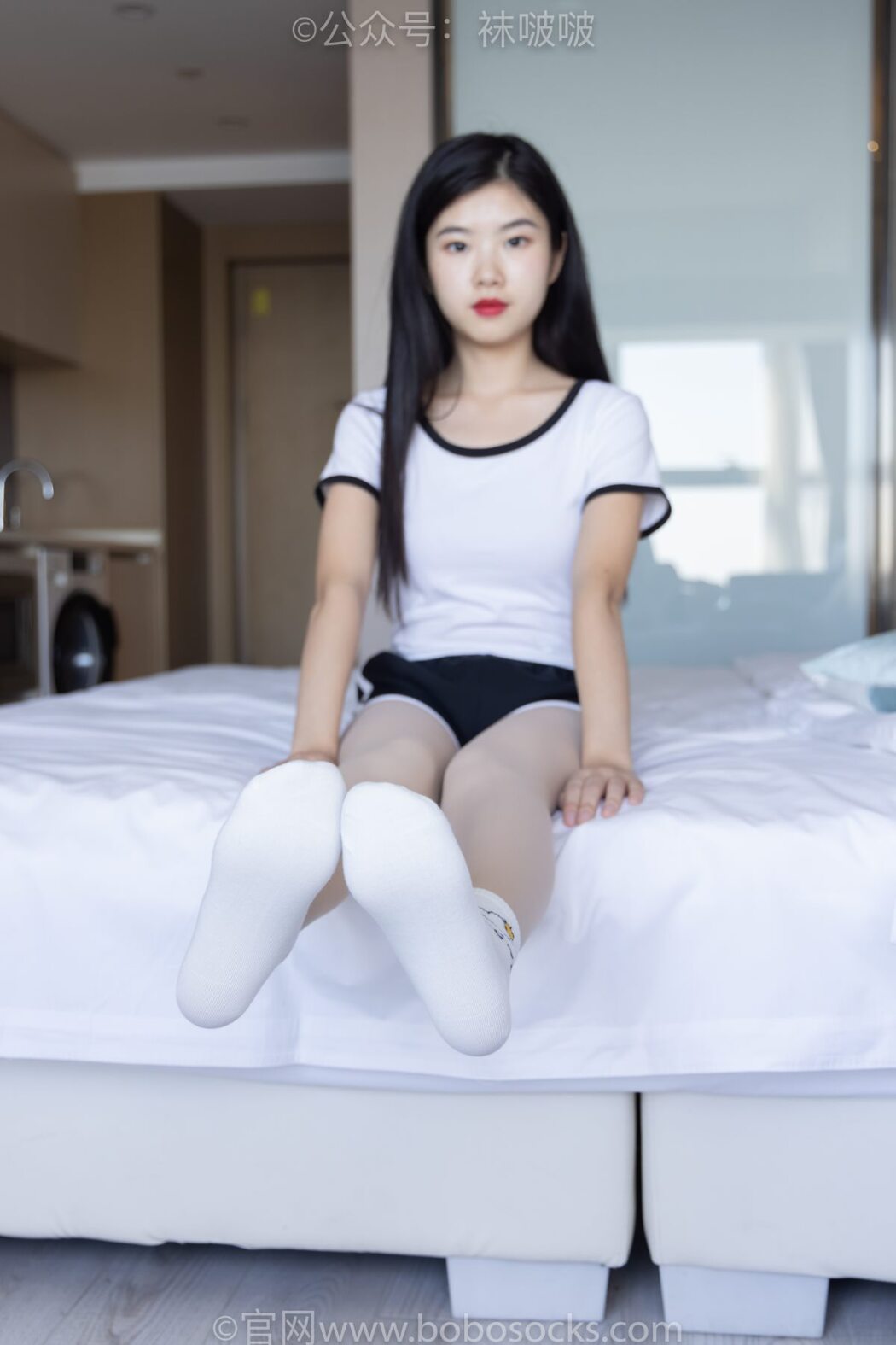 BoBoSocks袜啵啵 NO.031 Xiao Nai Xiong