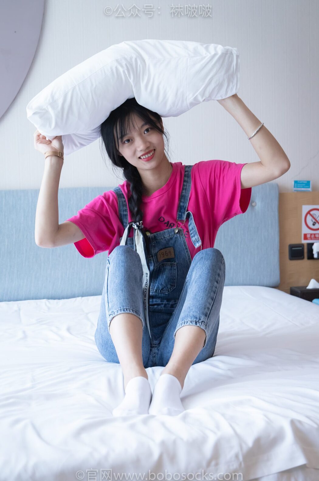 BoBoSocks袜啵啵 NO.024 Han Han