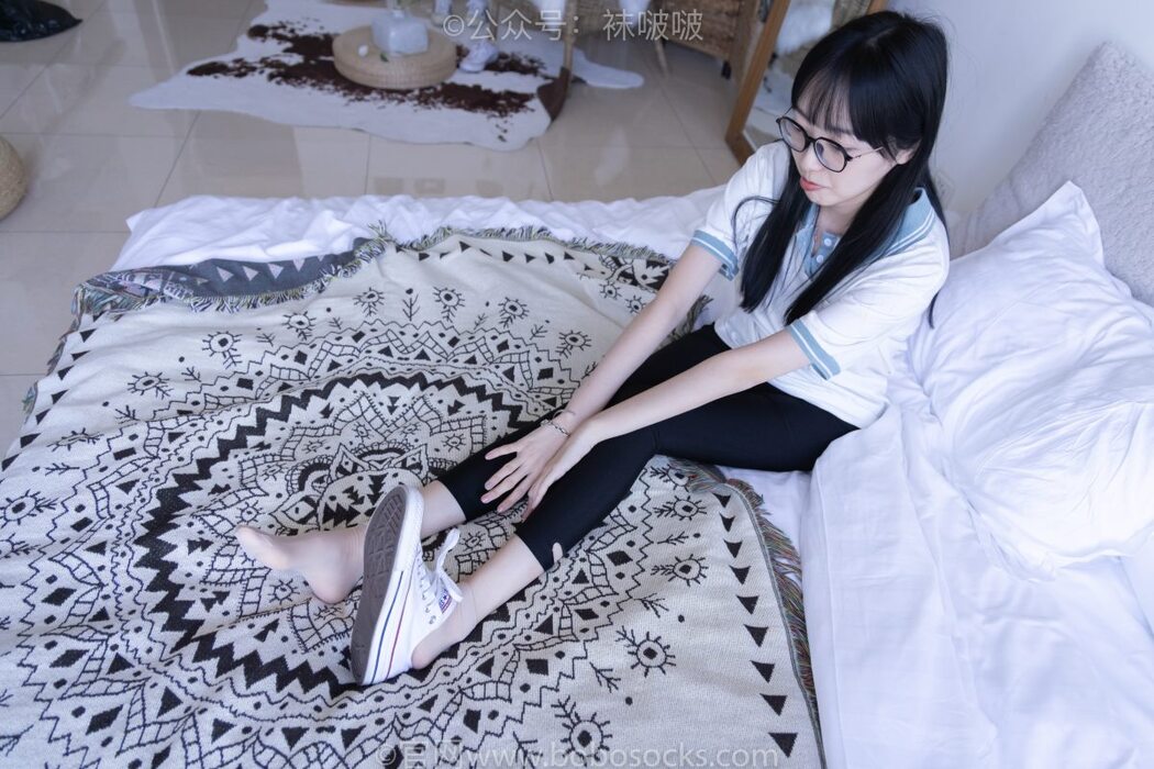 BoBoSocks袜啵啵 NO.044 Zhi Yu