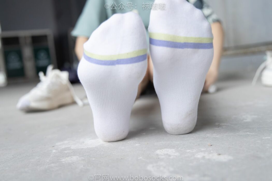 BoBoSocks袜啵啵 NO.025 Xiong Xiong