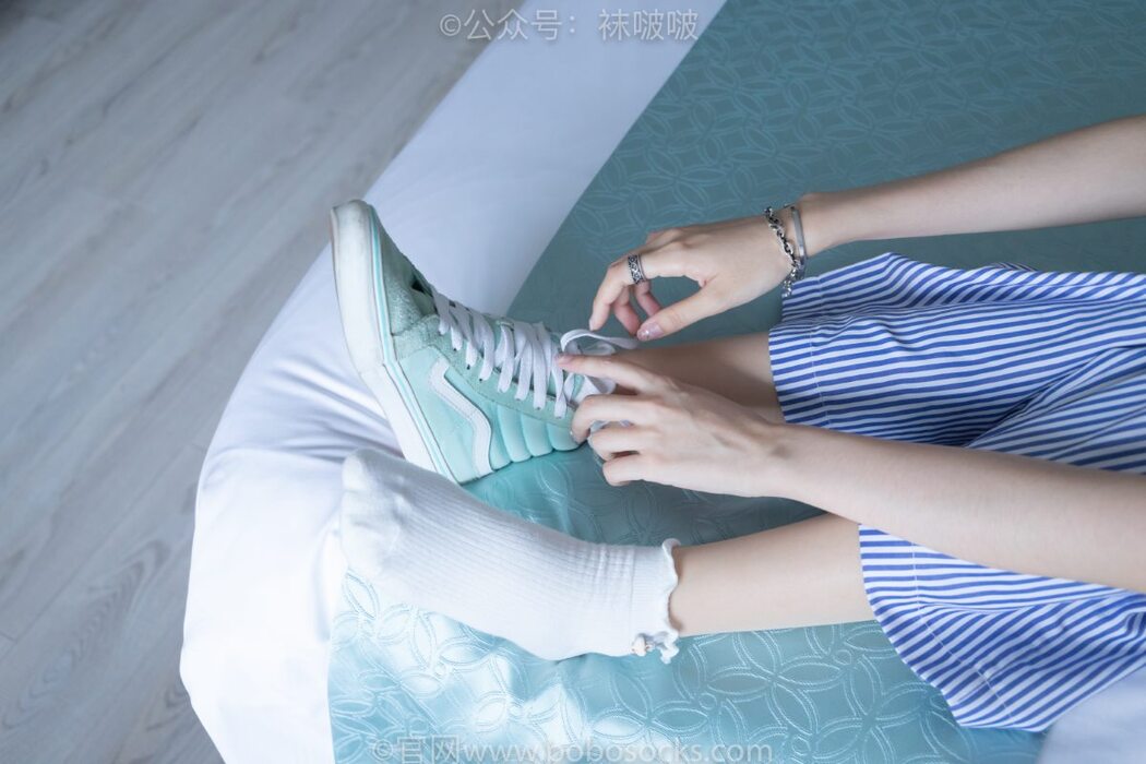 BoBoSocks袜啵啵 NO.027 Zhi Yu