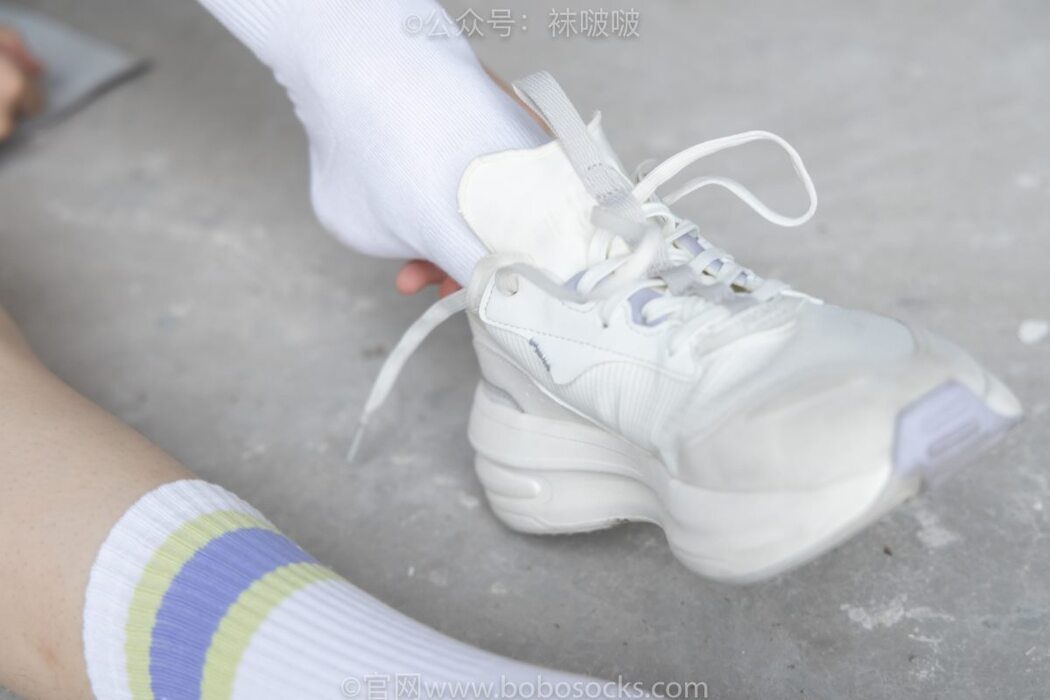 BoBoSocks袜啵啵 NO.025 Xiong Xiong