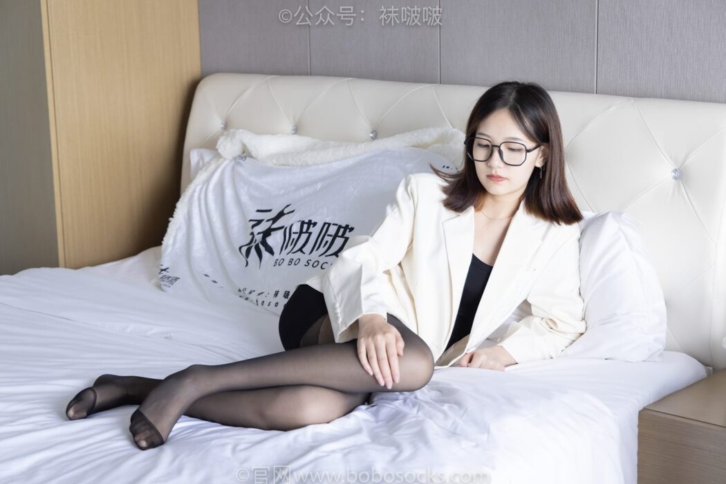 BoBoSocks袜啵啵 NO.032 Xiao Tian Dou