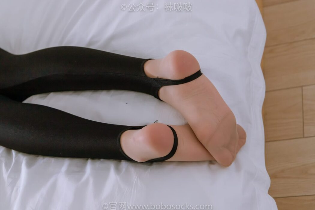 BoBoSocks袜啵啵 NO.041 Xiao Tian Dou