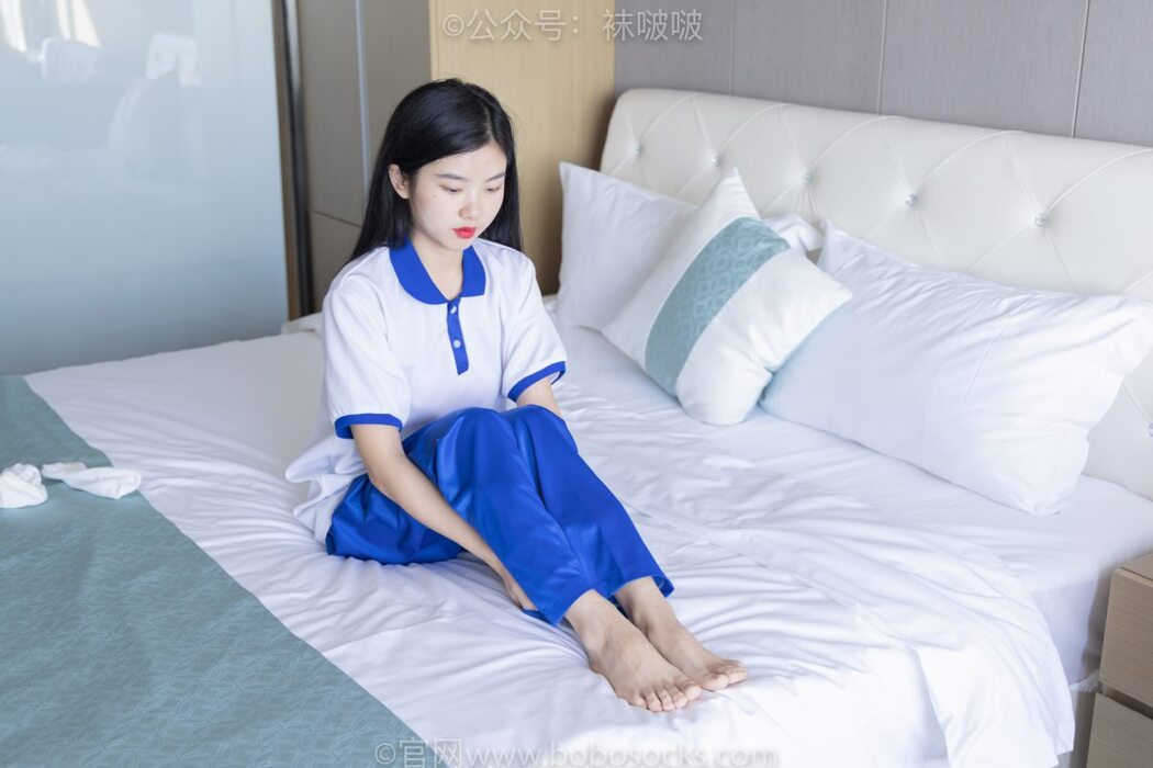 BoBoSocks袜啵啵 NO.039 Xiao Nai Xiong