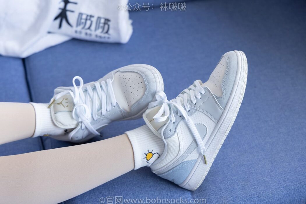 BoBoSocks袜啵啵 NO.031 Xiao Nai Xiong