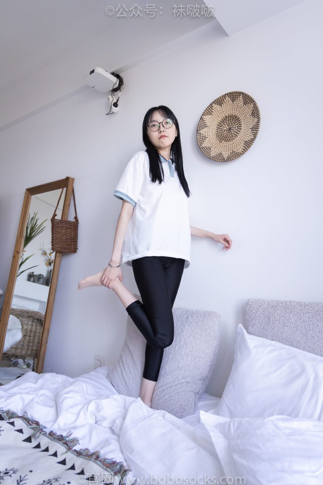 BoBoSocks袜啵啵 NO.044 Zhi Yu