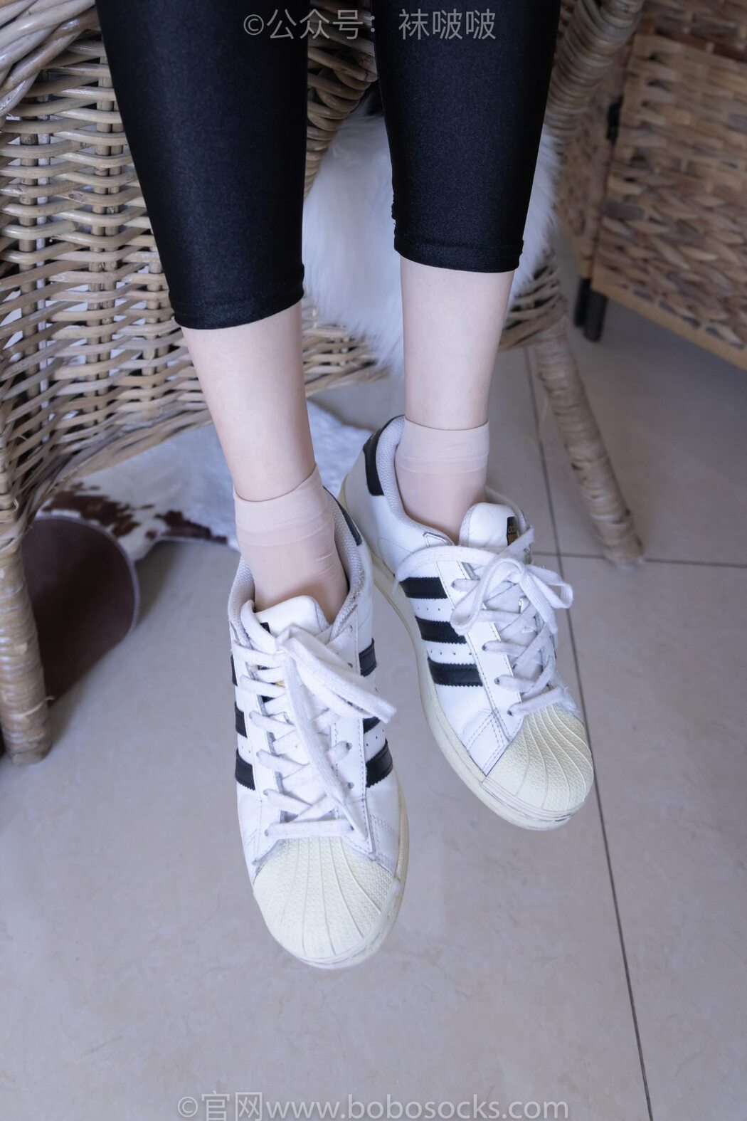 BoBoSocks袜啵啵 NO.044 Zhi Yu