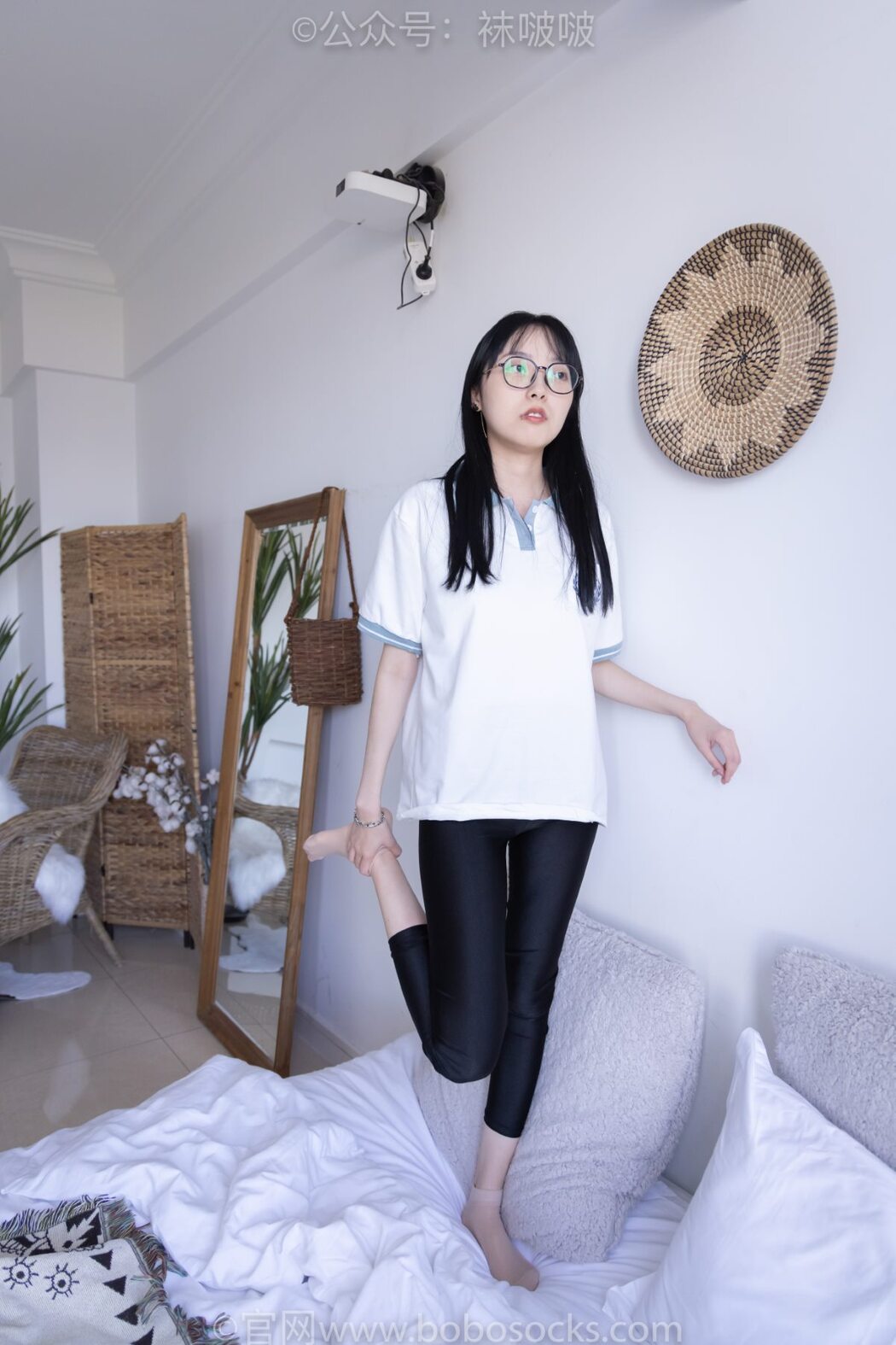 BoBoSocks袜啵啵 NO.044 Zhi Yu