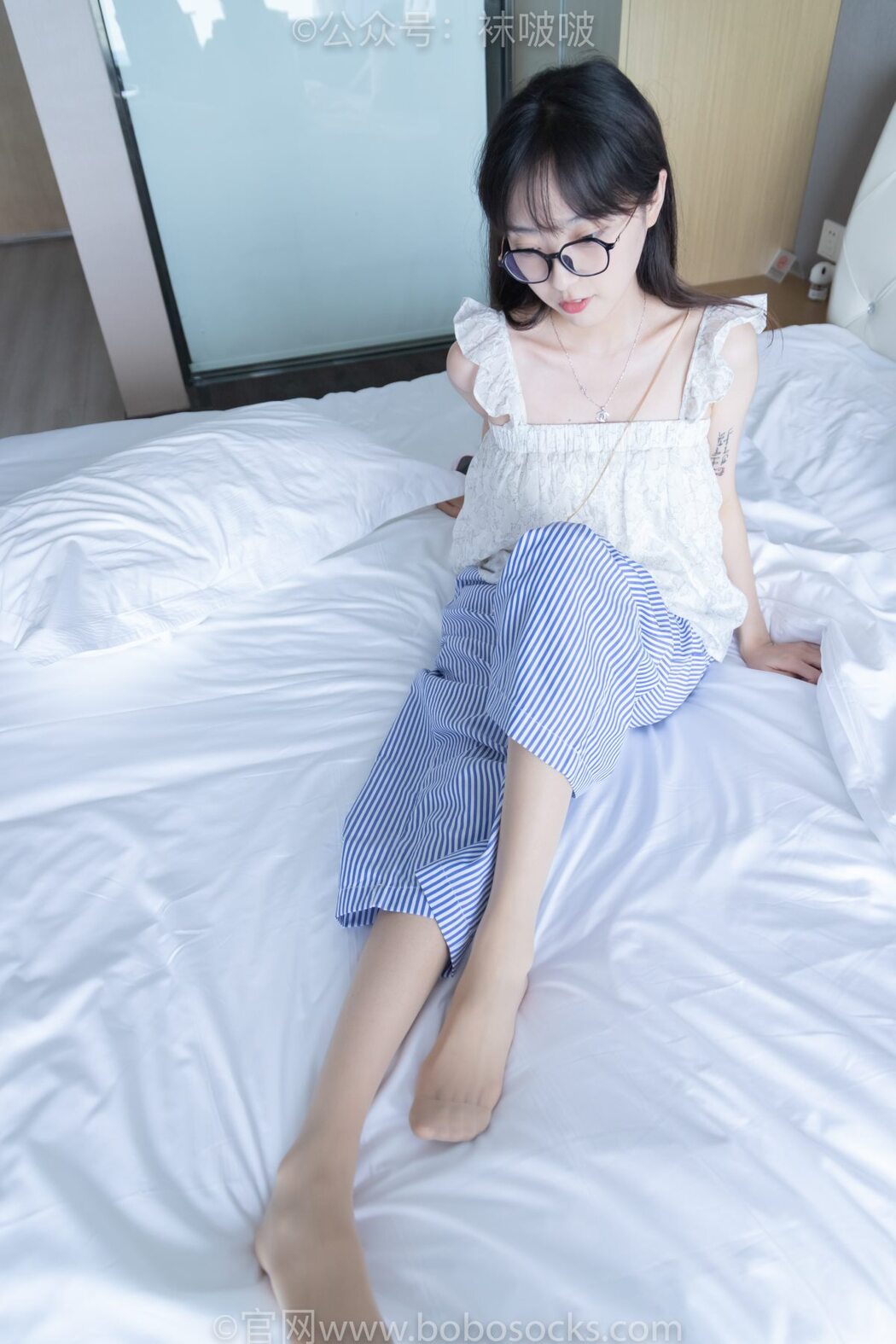 BoBoSocks袜啵啵 NO.027 Zhi Yu