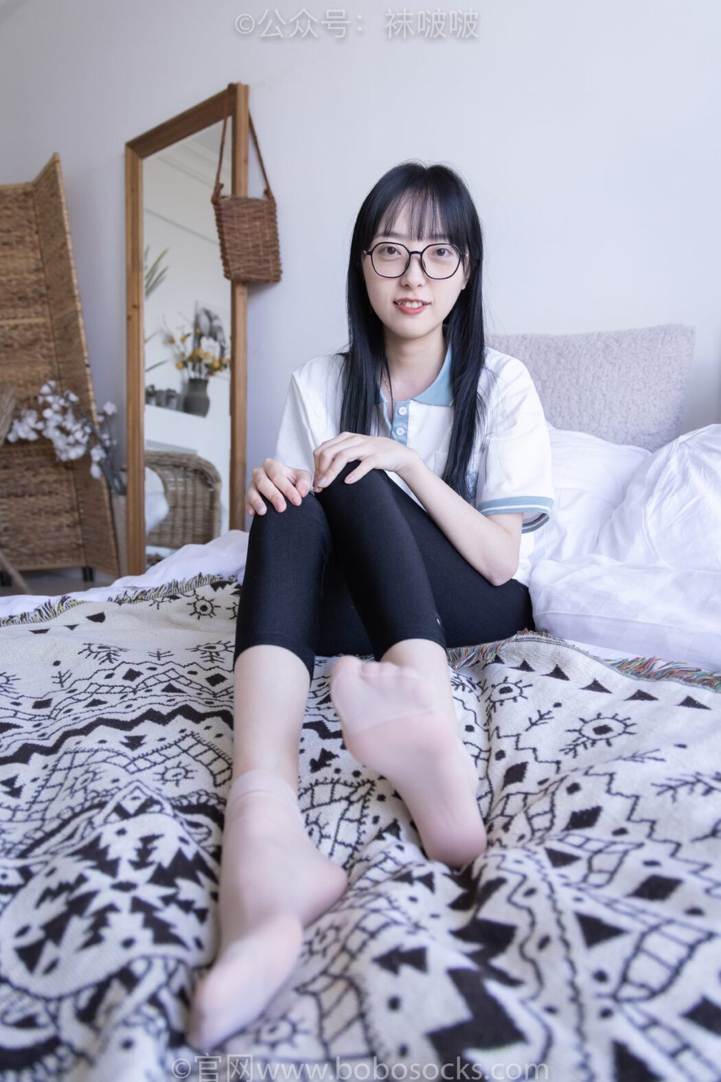 BoBoSocks袜啵啵 NO.044 Zhi Yu