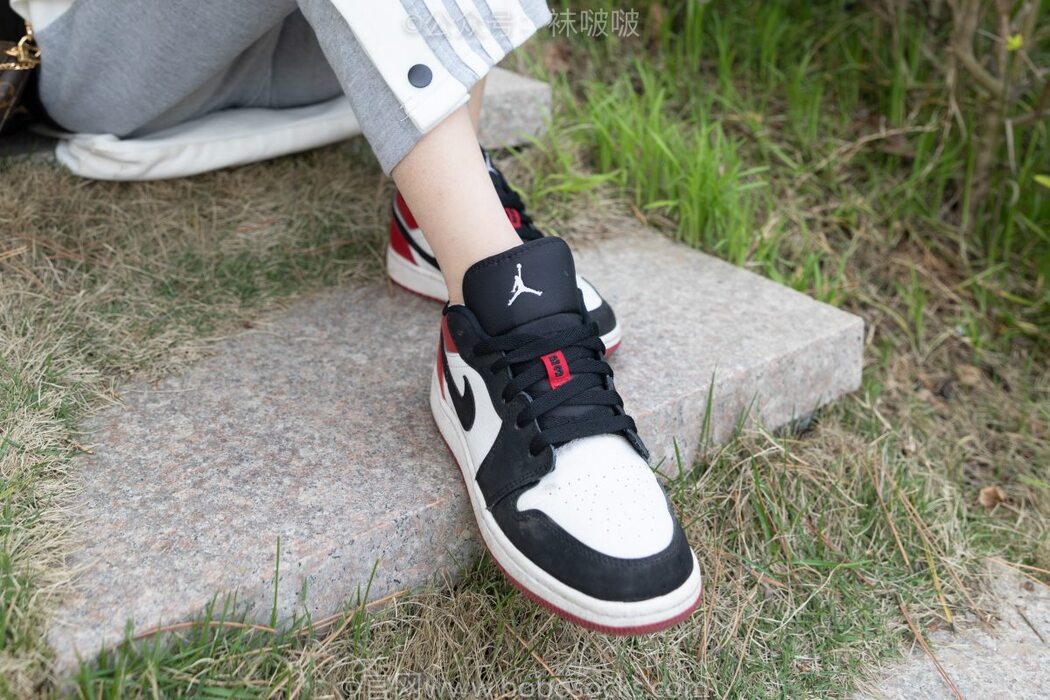 BoBoSocks袜啵啵 NO.023 Zhi Yu