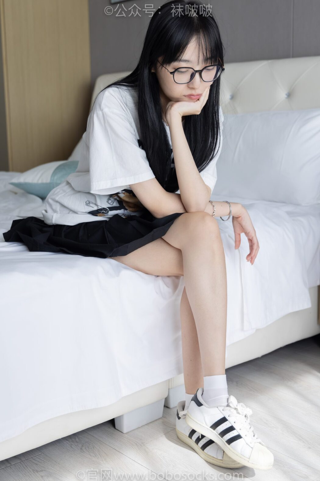 BoBoSocks袜啵啵 NO.033 Zhi Yu