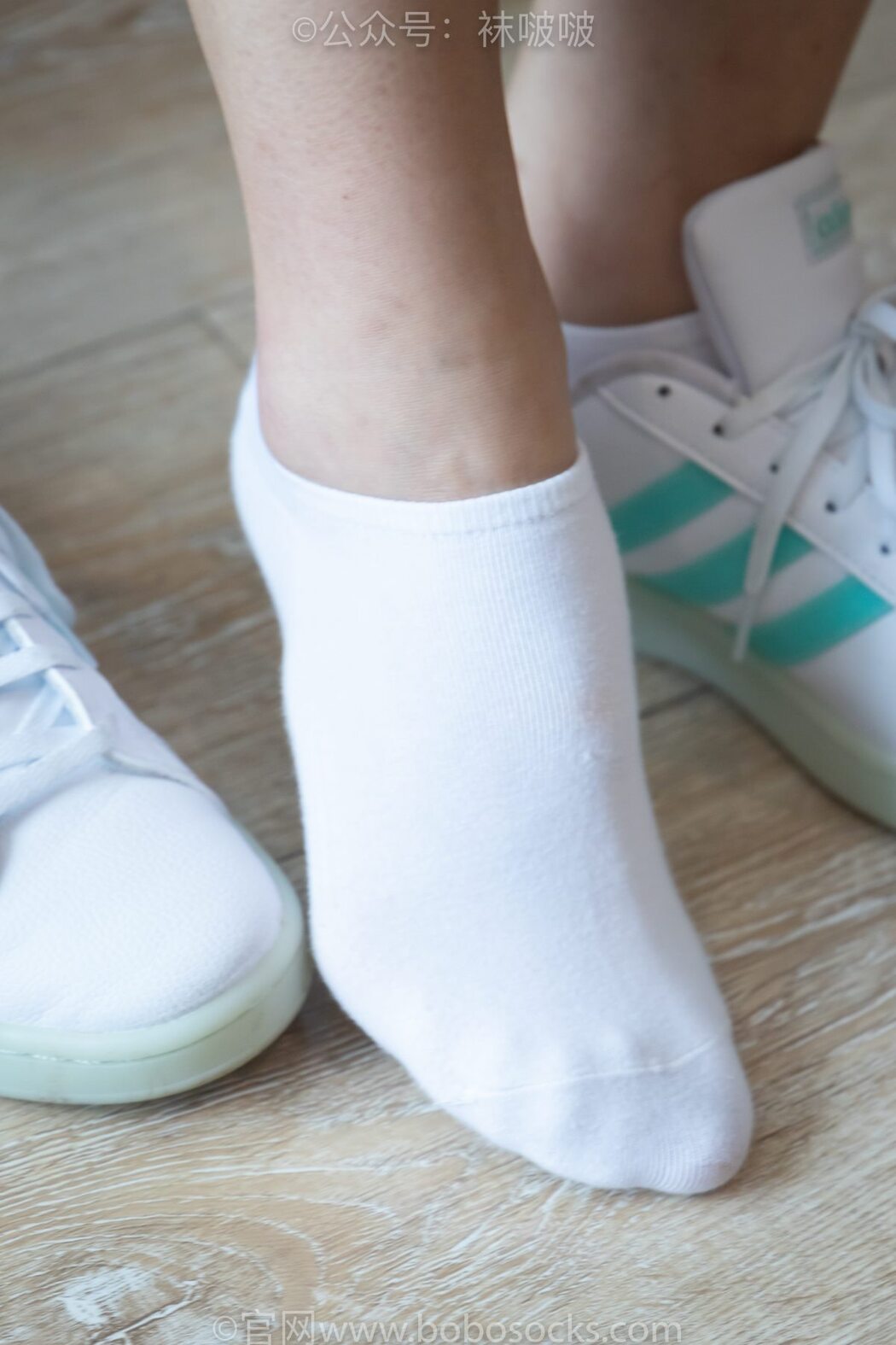 BoBoSocks袜啵啵 NO.024 Han Han