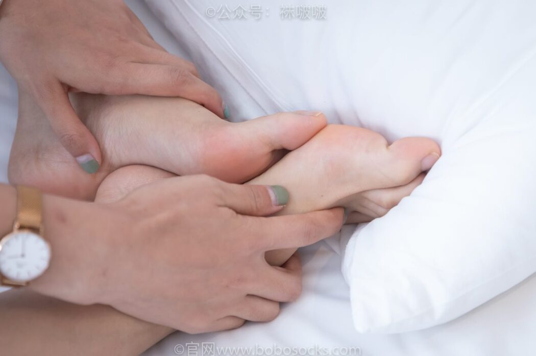 BoBoSocks袜啵啵 NO.024 Han Han