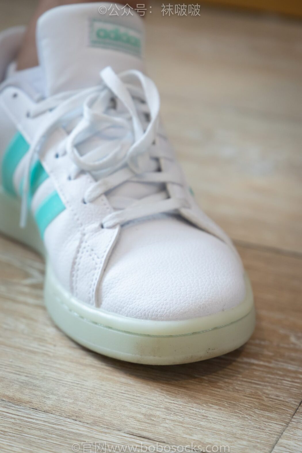 BoBoSocks袜啵啵 NO.024 Han Han