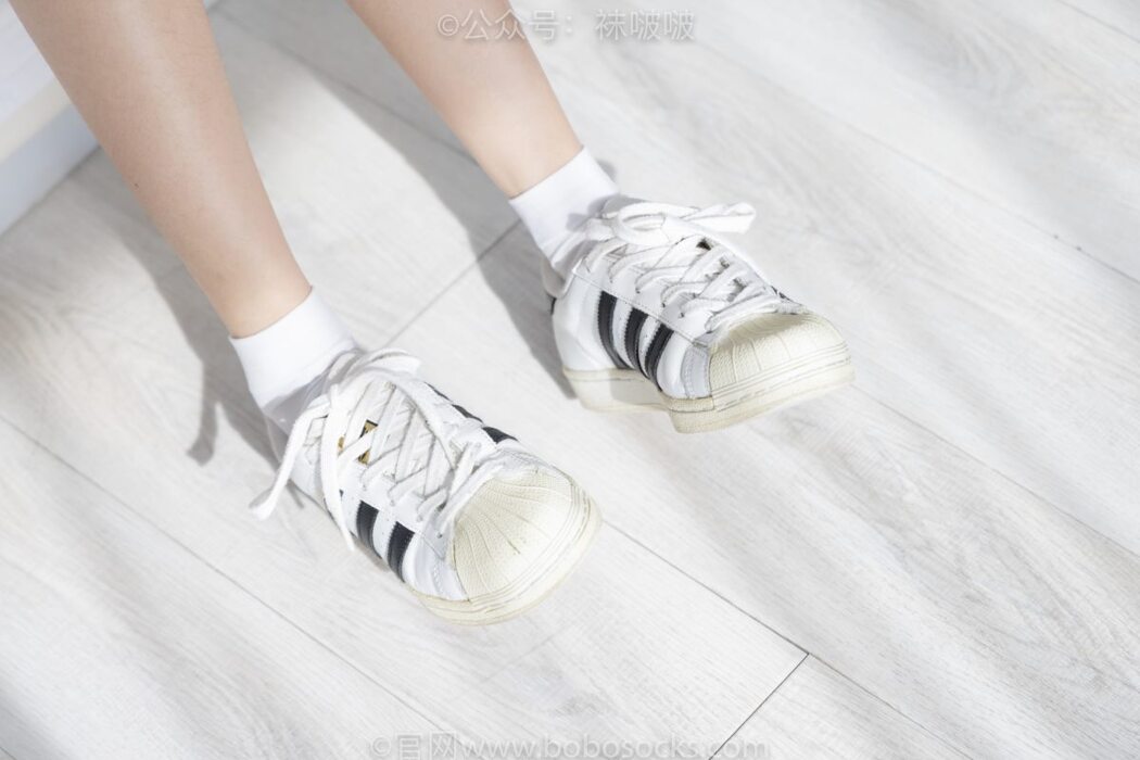 BoBoSocks袜啵啵 NO.033 Zhi Yu